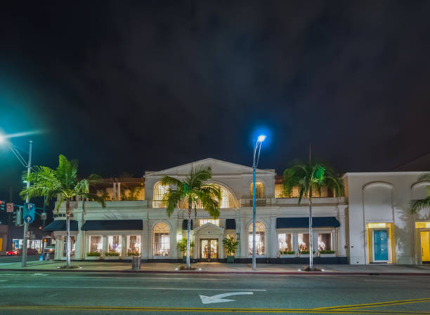 istock Elegant buildings in Rodeo Drive 1939958619