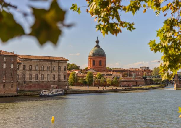 istock Center of Toulouse 1940127870