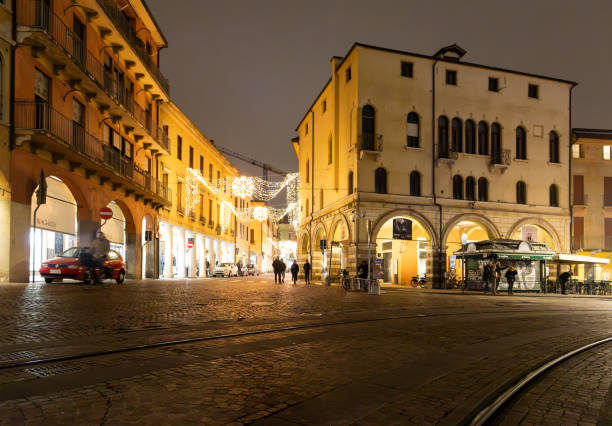 Padova città illuminata - foto stock