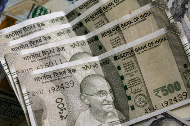 istock Closeup view of 500 rupee banknotes. 1940767015