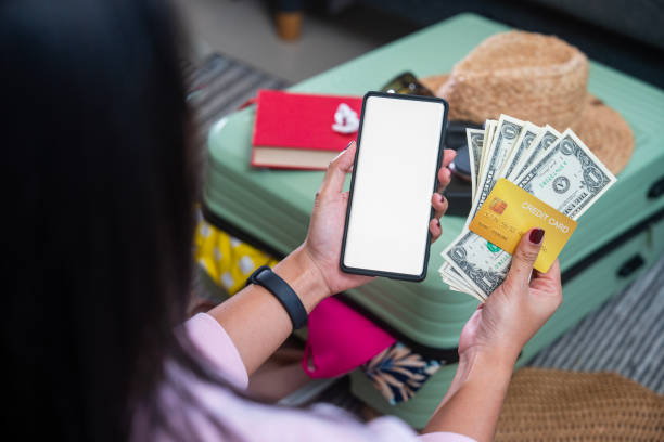 istock Women person using credit cards for payment 1941289016