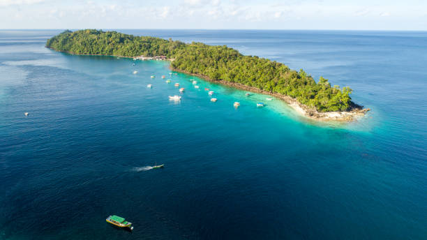 aerial view of iboih tourist destination, sabang - aceh - sabang стоковые фото и изображения