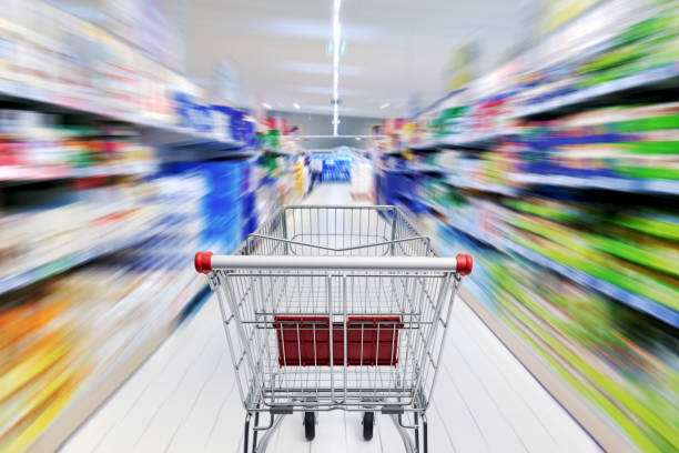 istock Empty shopping cart at the supermarket 1941855850