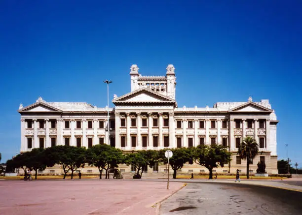 Montevideo, Uruguay: Legislative Palace - home of the Uruguayan parliament, the General Assembly of Uruguay, divided into two chambers, Chamber of Representatives and Chamber of Senators - neoclassical-building, with walls made of 24 different types of marble, located at the end of Avenida Libertador, Aguada neighborhood - completed in 1925, designed by the Italian architect Vittorio Meano.