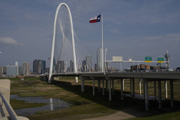 istock Margaret Hunt Hill Bridge 1942480387