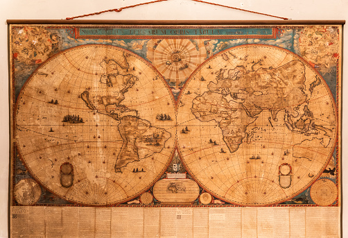 The old world map of the 18-19th century