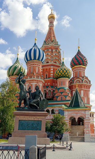 14.09.2023, Russia, Moscow, Red Square, Moscow Kremlin. Monument to the leaders of the Second National Militia in 1612, Minin and Pozharsky. Photo on the background of St. Basil's Cathedral.