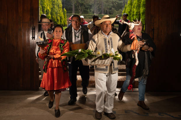 20+ Mazahua People fotos de stock, imagens e fotos royaltyfree iStock