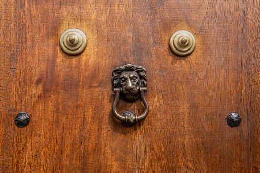 Antigua Guatemala has to have one of the most impressive collection of antique door knocker. The city was the capital of Guatemala from 1543 through 1773. At that period was created most of his Baroque-influenced architecture.