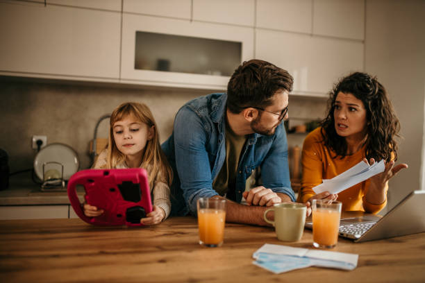 istock Financial planning at home 1944274999