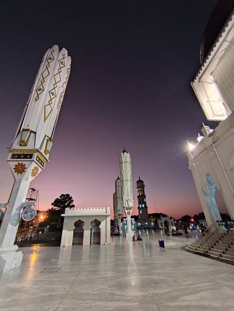 istock Very interesting and beautiful mosque building 1944773266