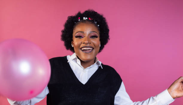 istock Joyful Moments: Fashionable Portrait with Balloon 1944774939