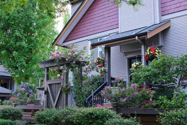 Cozy home with beautuful landscaping. High quality photo