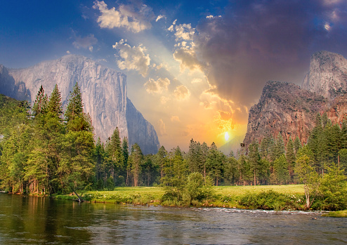 view to Yosemite walley with view to rocks el Captan and half dome in California, USA