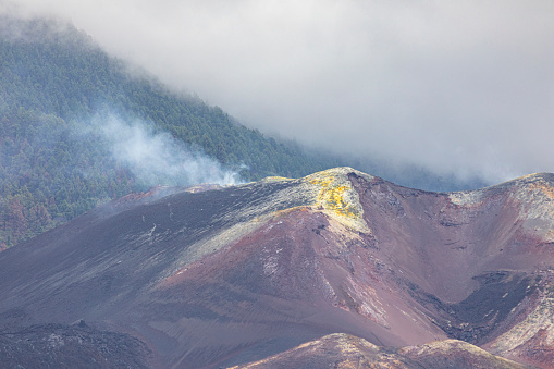 tongariro alpine crossing,volcano crater,new zealand