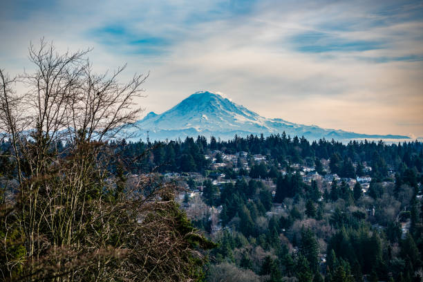 istock Burien Mountain And Homes 1945342254