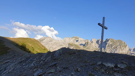 In the Alpes-de-Haute-Provence, in Val d'Oronaye the Chapel of Old Saint-Ours (1794m) built in 1860 on the heights of Meyronnes.\nThe Way of the Cross that leads to the building is marked by 12 oratories at the start of the Plan de Saint-Ours