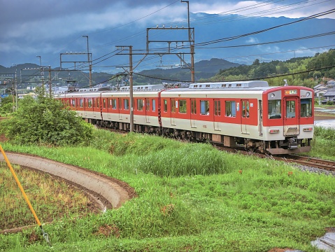 Nara Prefecture Takaichi District Takatori Town.
July 01 ,2022:  Kintetsu Railway Yoshino Line。
 A train that runs between, TsuboSakayama Station and Ichio Station。