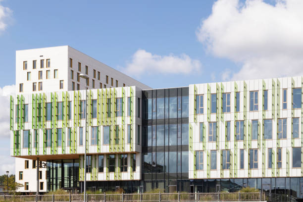 istock Modern office building in Hoofddorp. 1947052766