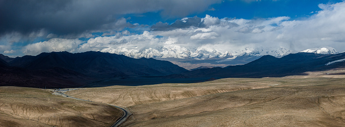 China, Xinjiang, Kashgar, Pamir Plateau, Kunlun Mountains, Muztag Peak