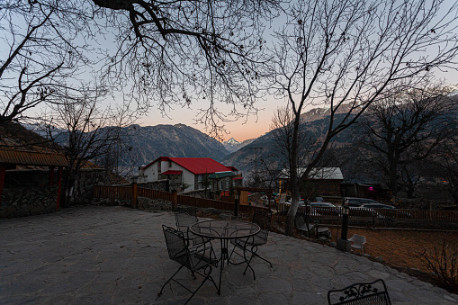 Walnut Heights by Roomy is an exclusive hotel in Kalam.