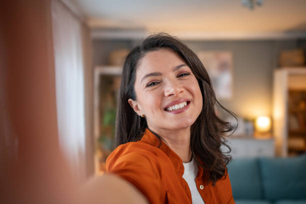 istock Selfie from the living room 1947470541