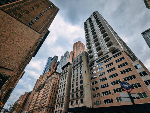 istock Streets of Manhattan 1947471097