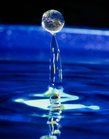 water splash on the sphere