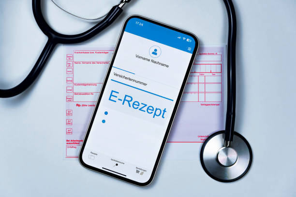 smartphone com prescrição eletrônica na tela - medizinisch - fotografias e filmes do acervo