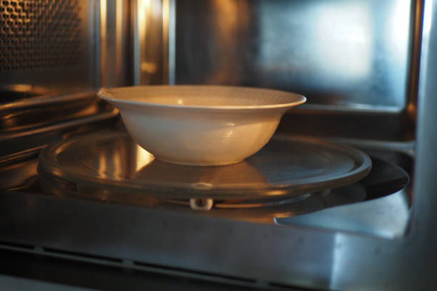 istock a bowl in a microwave at home 1947961932