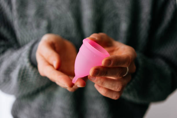 menstrual cup - menstruation tampon gynecological examination sex zdjęcia i obrazy z banku zdjęć