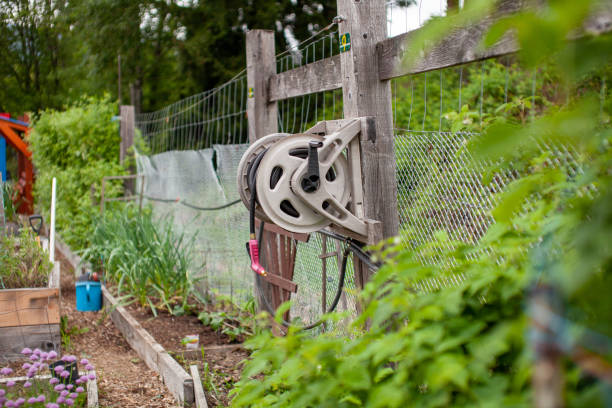 Garden hose with a kink preventing water flow
