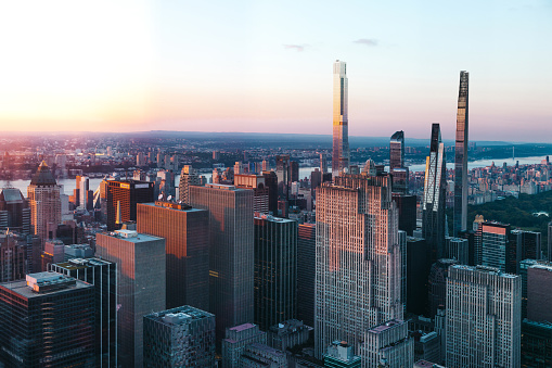 New York Midtown luxury apartments growth.