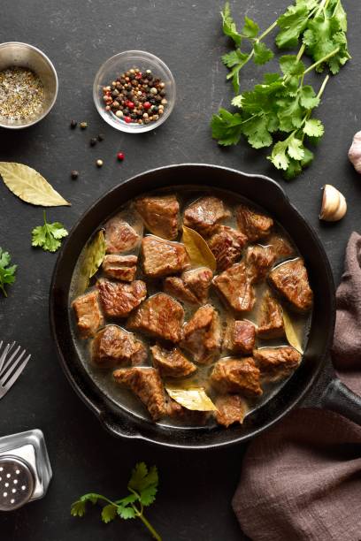 istock Braised beef in cast iron skillet 1949419452