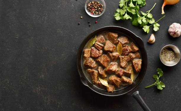 istock Braised beef in cast iron skillet 1949419453