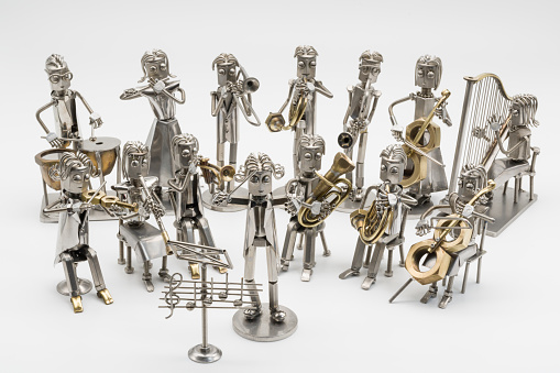 Orchestra model (14 metal figures)