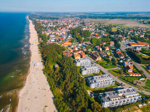 aerial view of rewal town with baltic sea poland - rewal - fotografias e filmes do acervo