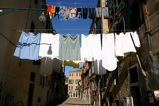 Clothes hanging to dry, save electricity