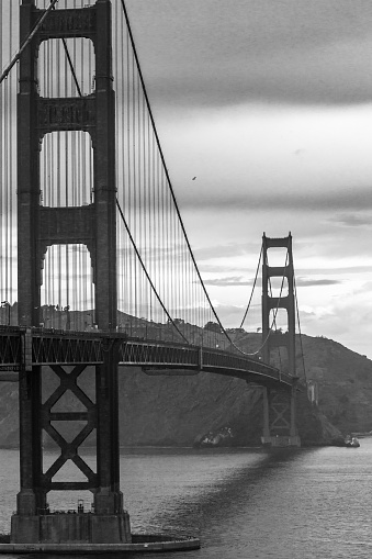 Golden Gate bridge architecture
