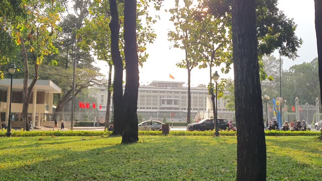 Time lapse Independence palace at Ho Chi Minh city view from park