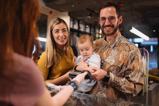 istock Happy family in shopping 1950904174