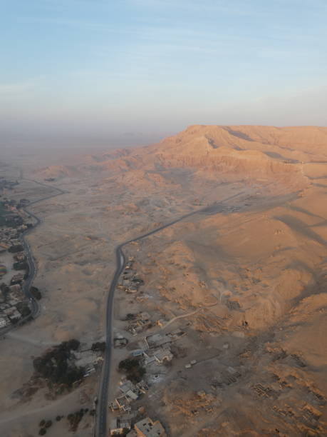 istock Valley of the kings 01 1952026365