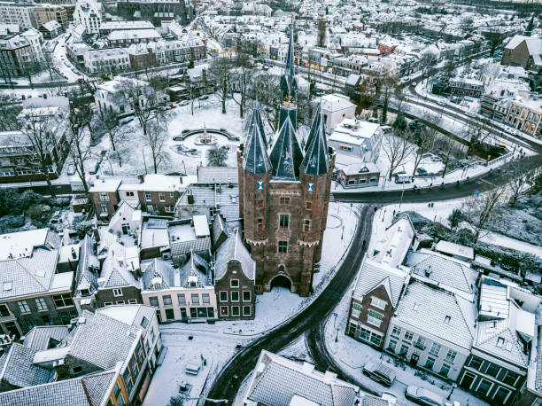 istock Zwolle Sassenpoort old gate during a cold winter morning 1952123379
