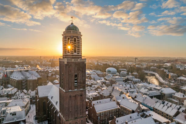 istock Zwolle Peperbus church tower during a cold winter sunrise 1952133197