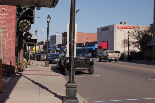 istock Downtown Mooresville, NC 1952568849