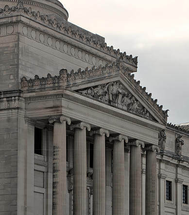 brooklyn  museum entrance facade with sculptures and columns (art institution on eastern parkway, brooklyn, new york city)