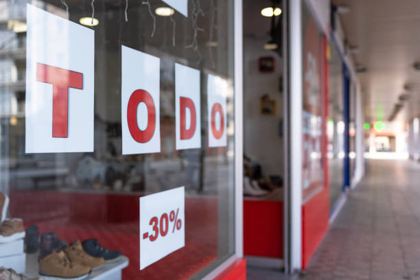 istock 30% discounts in a shop window. 1952790250