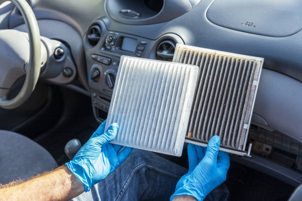 istock Clean and dirty cabin pollen air filter for a car 1953104555