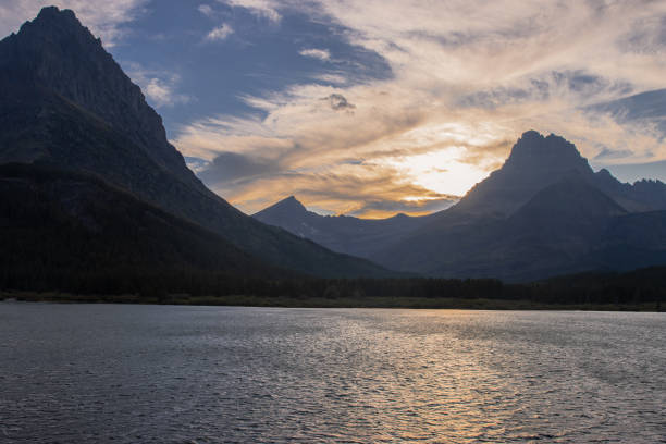 istock Mountain Lake at Sunset 1953300214