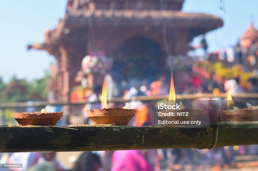 Pooja Ritiual Diya Lamp Ignited As Pooja Ritual By Devotees At Jagannath Temple ...